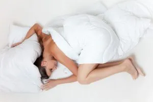 poduszka do spania na brzuchu
